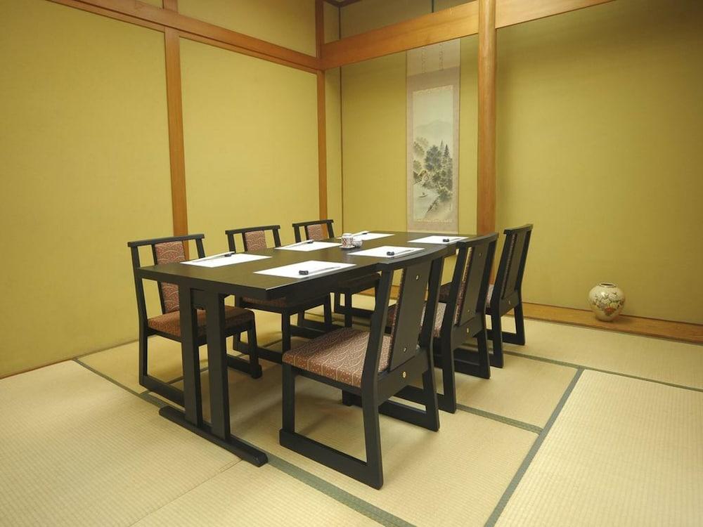Art Hotel Kagoshima Bagian luar foto